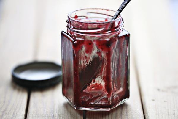 Figure 2: Making muscadine jam is a wonderful way to preserve